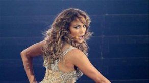 Jennifer López viaja con séquito de 70 personas para actuar en P. Rico