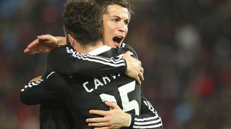 Real Madrid golea con doblete de Ronaldo y alcanza los 20 triunfos