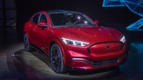 Ford lanza un Mustang movido a electricidad