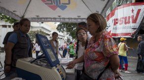 Misión de la Unasur inicia actividades técnicas para legislativas venezolanas