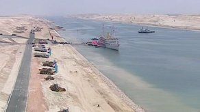 Egipto celebra en grande la ampliación del canal de Suez