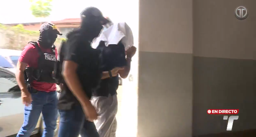 Héctor Brands acude a audiencia por investigación de presunto enriquecimiento injustificado.