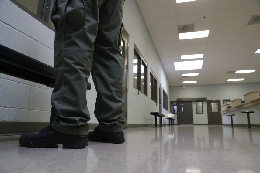 “El gobierno todavía les está pagando para mantener abiertas las instalaciones”