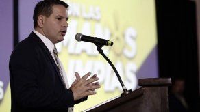 Candidatos en Costa Rica salen a cazar votos de cara al balotaje