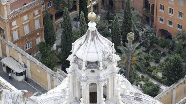 Vaticano: nuevo giro en misterio de niña desaparecida