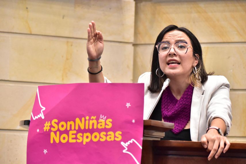Congreso de Colombia prohíbe el matrimonio infantil.