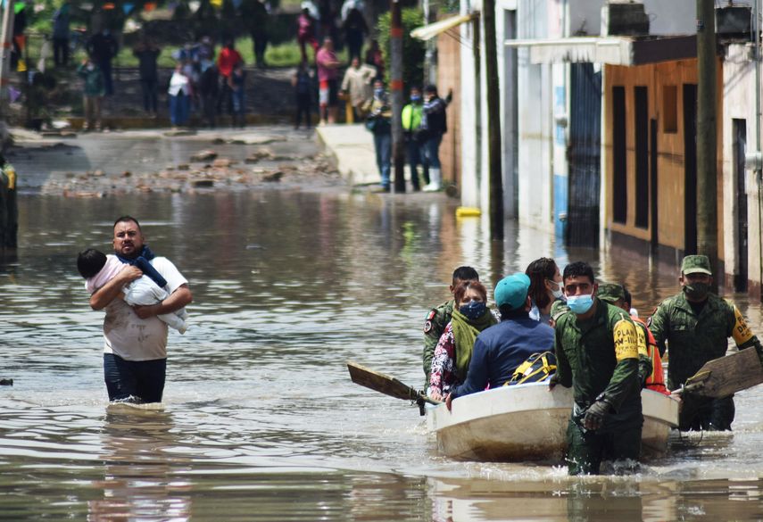 Estas inundaciones ocurren en momentos en que México vive una tercera ola de contagios de covid-19.