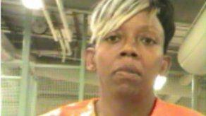 Tres veces viuda es enjuiciada por muerte de segundo esposo