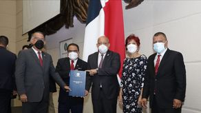 Raúl Saucedo durante su ratificación como director de la APA en el Pleno de la Asamblea Nacional.