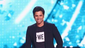 John Stamos aplaude a su mujer por la facilidad con que dio a luz a su primer hijo