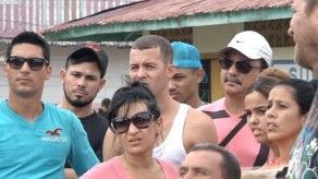 250 cubanos siguen varados en Panamá