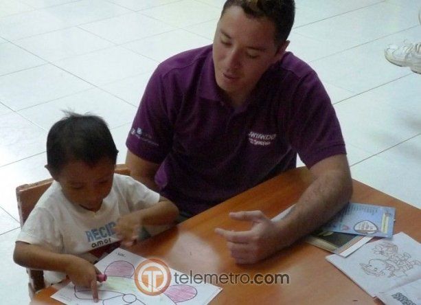 Visita de los soñadores a Nutre Hogar