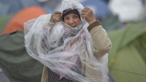 Expertos sanitarios acuden a campamento Idomeni