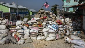 Este es el Puerto Príncipe que espera a los deportados.