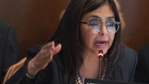 Canciller venezolana acusa a Almagro de promover golpe de Estado