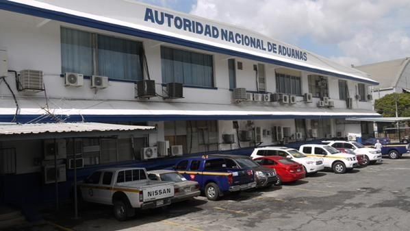 Director de Aduanas detalló plan de modernización de la institución