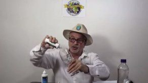 Mark Grenon ofrecía la Solución mineral milagrosa (MMS), para curar el COVID-19.