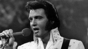 Elvis sigue vivo entre sus fans 35 años después de su muerte