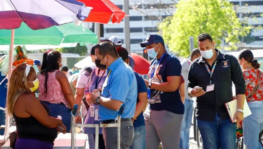 Más de 200 personas podrán desempeñar la venta ambulante en el desfile de navidad de este domingo&nbsp;