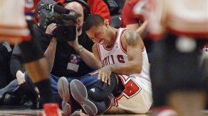 Bulls pierden a Rose por resto de postemporada; Heat humilla a NY