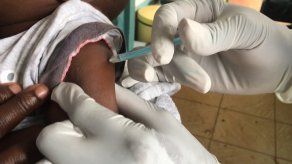 La primera vacuna contra la malaria da sus frutos en el oeste de Kenia