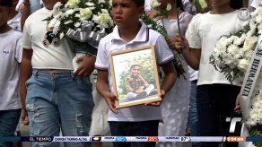 Dan último adiós al niño Luis Daniel