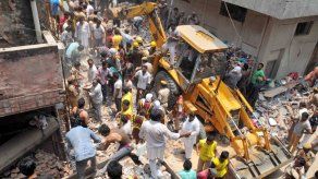 Suben a 23 los muertos en derrumbe de edificios en India