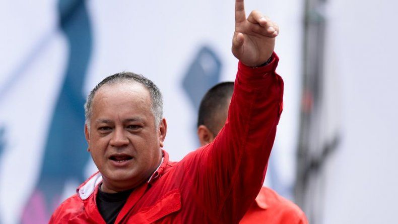 Diosdado Cabello niega tener cuentas en Suiza y Panamá