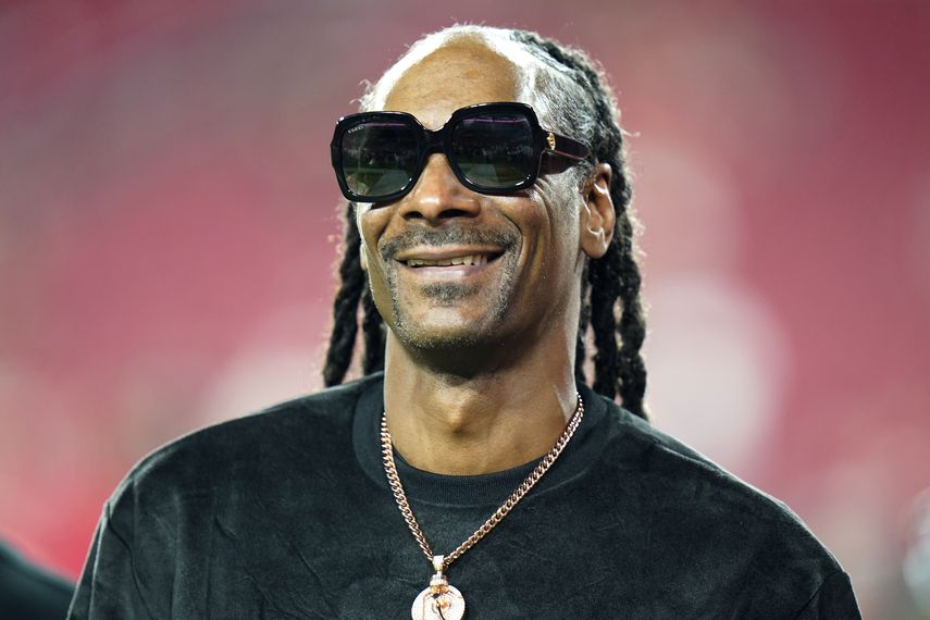 Snoop Dog es uno de los artistas convocados que estará en el Super Bowl 2022.