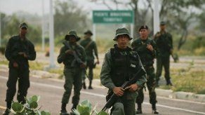 Oposición en Venezuela llama a protesta por ayuda humanitaria