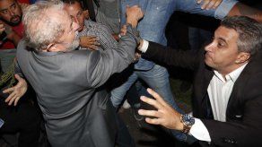 Mayor sindicato de Brasil pide movilización permanente contra prisión de Lula