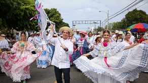 Suspenden desfiles en varios distritos de la provincia de Coclé