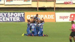 El Árabe Unido suma su primer triunfo venciendo 2-1 al Tauro