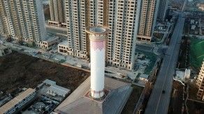 China combate la polución con un purificador de aire gigante