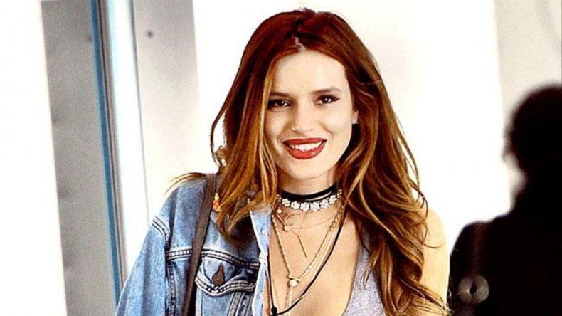 Bella Thorne pelea en Twitter tras video de aniversario