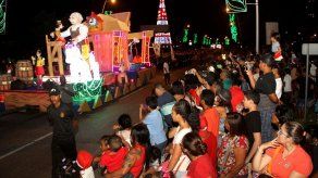 Cinta Costera y Avenida Balboa cierran a partir de las 12 m.n. por Desfile de Navidad