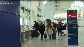 Variante ómicron sigue sembrando caos en el transporte