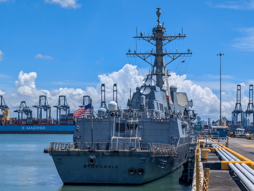 Buque USS Stockdale de la Armada de los EE. UU. se encuentra en Panamá.