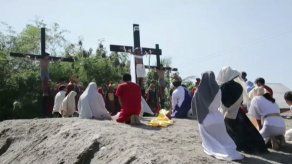 Filipinas celebra el Viernes Santo con crucifixiones reales