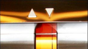 Descubren botones radiactivos en 500 ascensores en Francia