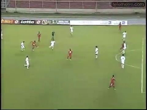 Panamá despertó en el segundo tiempo y venció a Costa Rica