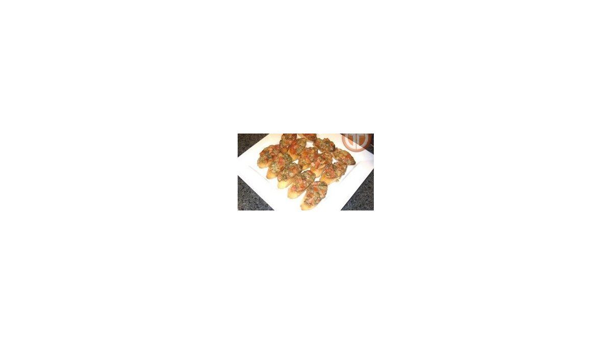 Montaditos de Tomate