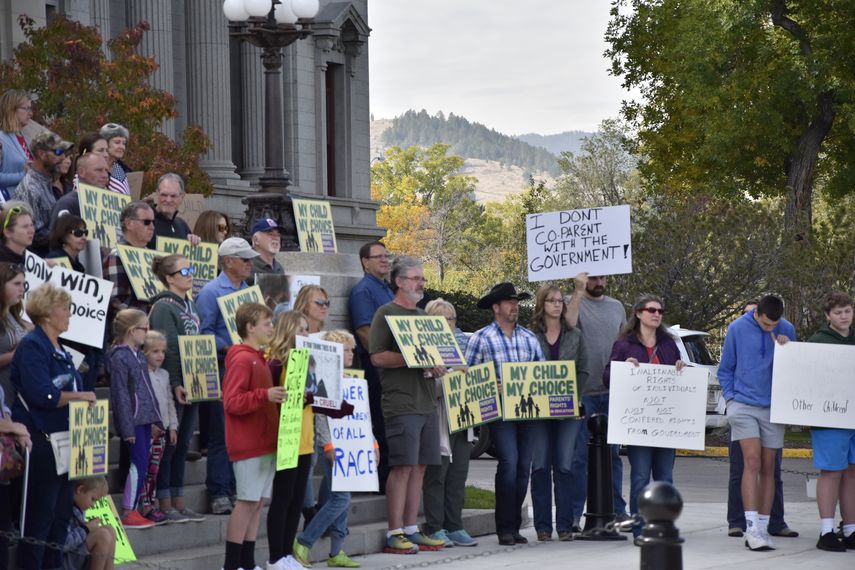 Bajan casos de COVID-19 en EE. UU., pero se teme nuevo brote