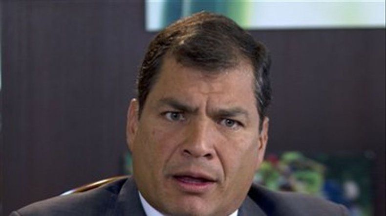 Presidente ecuatoriano lamentó concesión de asilo político a opositor en Panamá