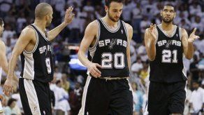 San Antonio gana de último momento