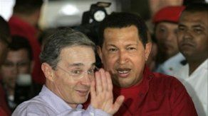 Uribe llega a Venezuela para reimpulsar relaciones