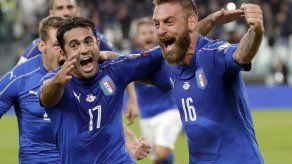 Italia y España empatan 1-1 en eliminatorias europeas