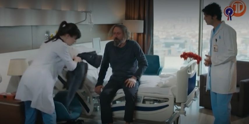 DOCTOR MILAGRO | Nazli le pide a su padre que se vaya del hospital