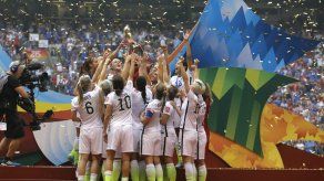 Fútbol femenino: EEUU primero en el escalafón mundial