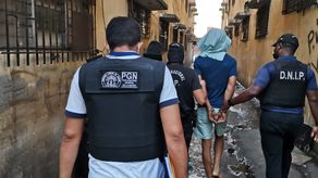 Diligencia de allanamiento en calle 14, Río Abajo. Diligencia de allanamiento en calle 14, Río Abajo.